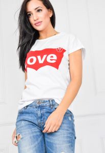 T-shirt napis LOVE